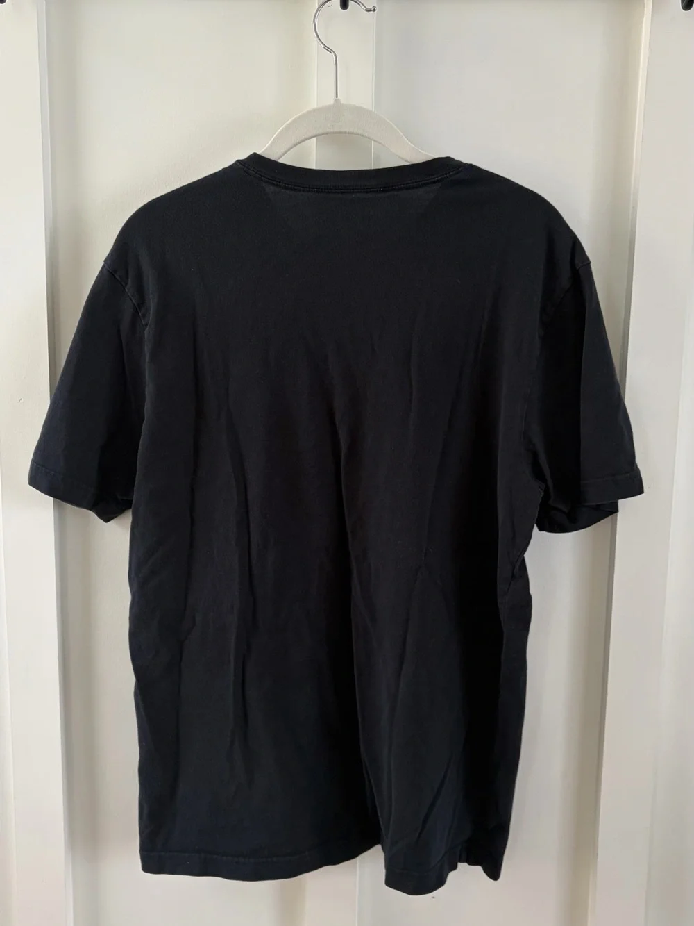 Banana Republic Men’s Black V-Neck T-Shirt | Size Medium | Classic Cotton Tee